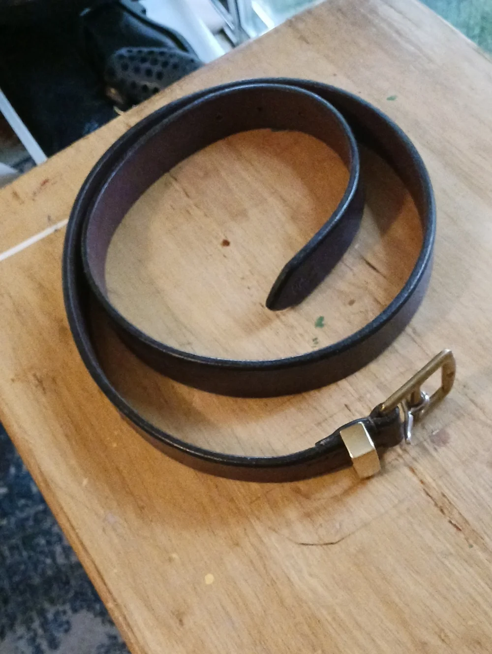 J. Peterman Classic Brown Leather Men's Belt with Gold Buckle